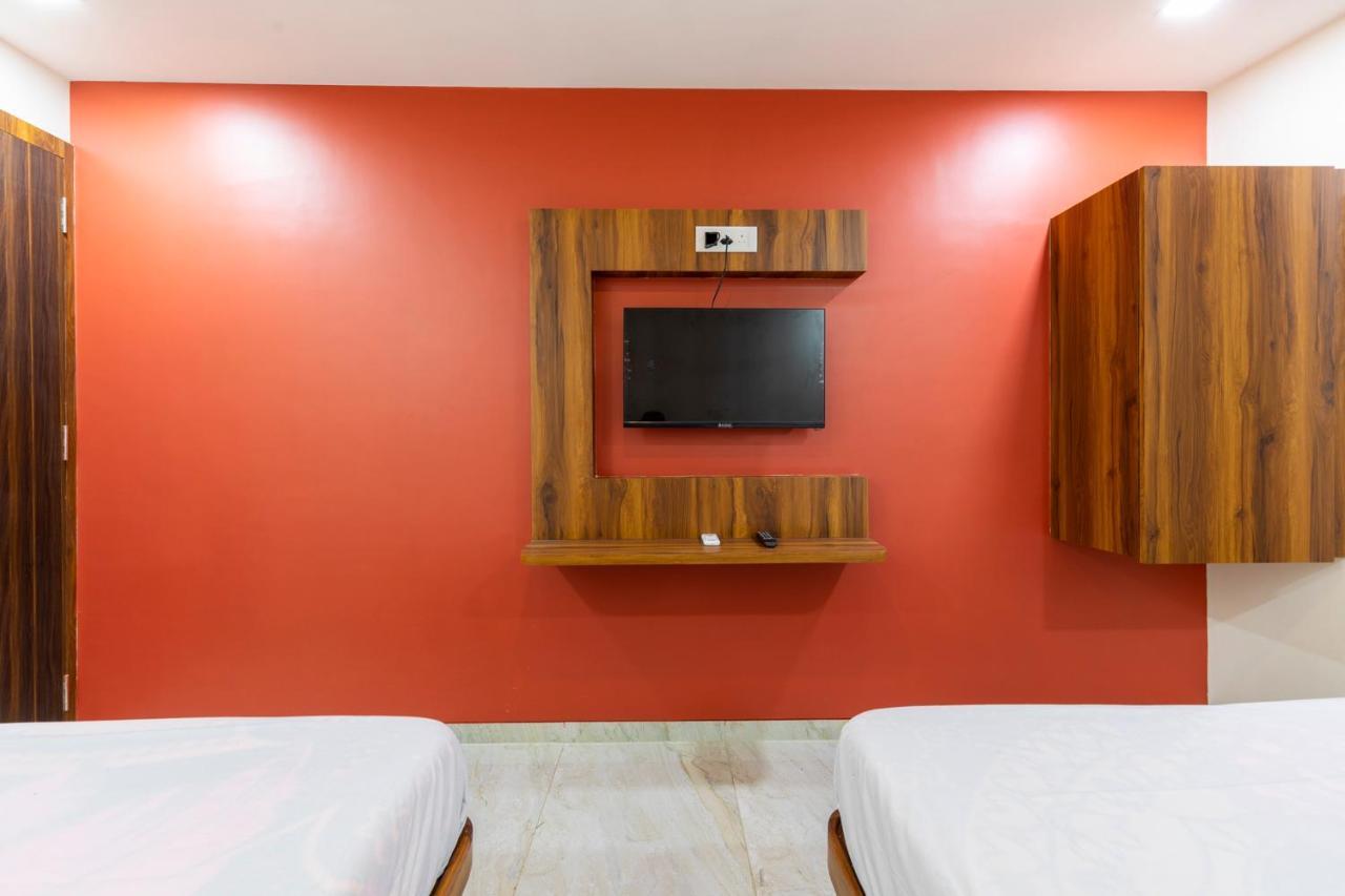 Hotel Samrat Palace 孟买 外观 照片