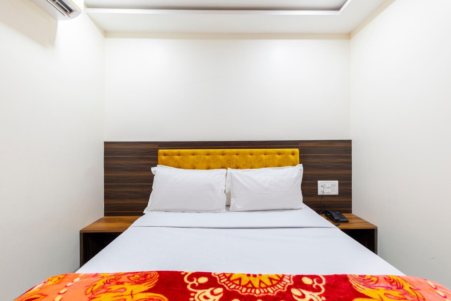 Hotel Samrat Palace 孟买 外观 照片