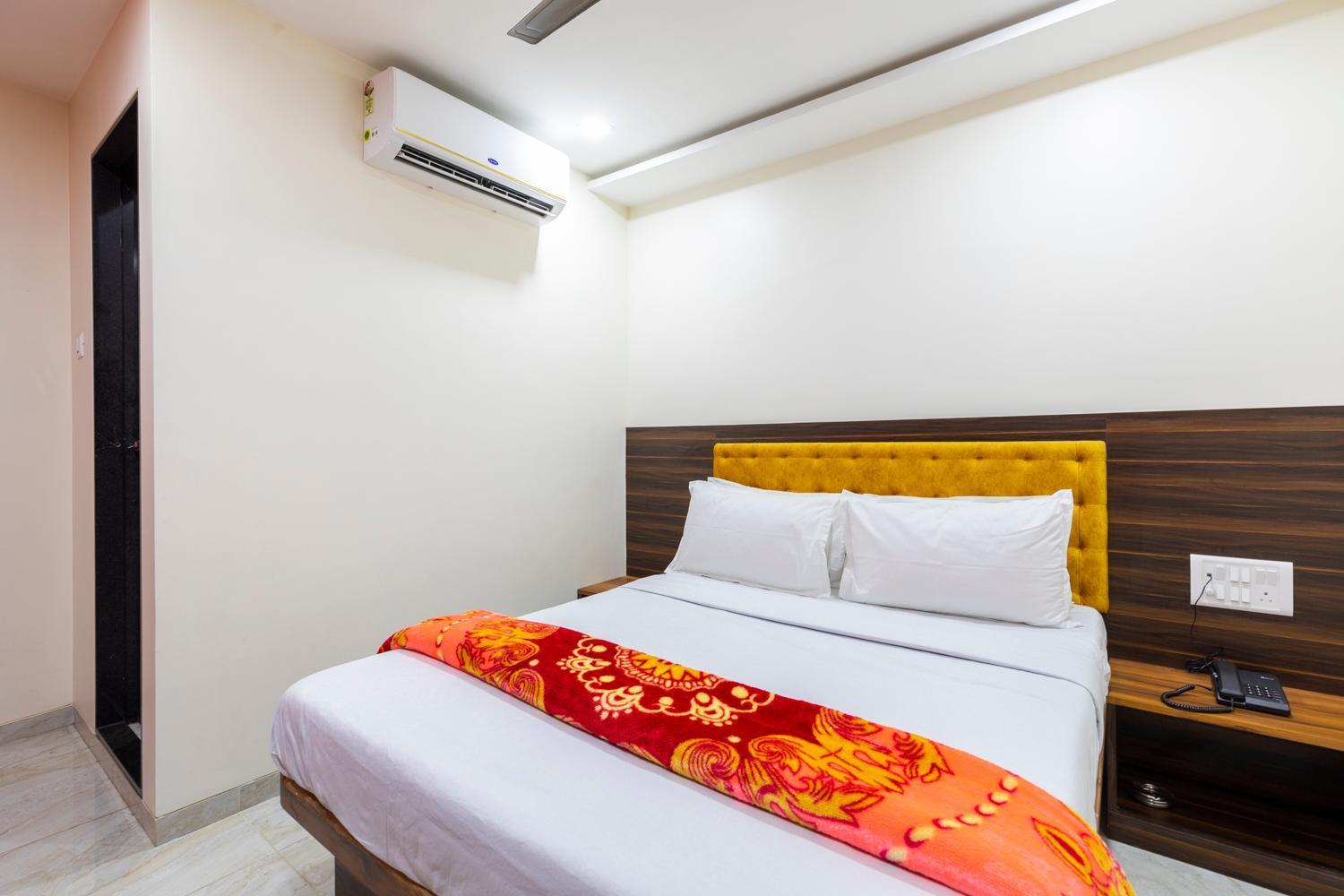 Hotel Samrat Palace 孟买 外观 照片
