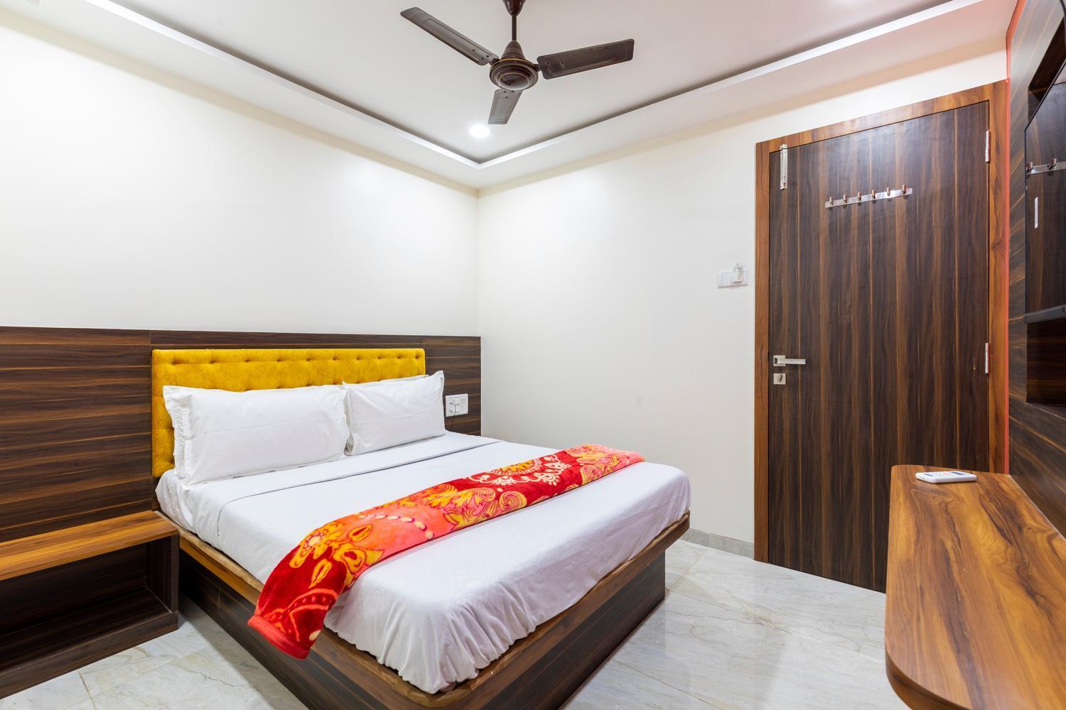 Hotel Samrat Palace 孟买 外观 照片